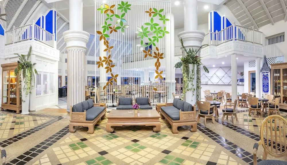 هتل چادا تای ویلیج